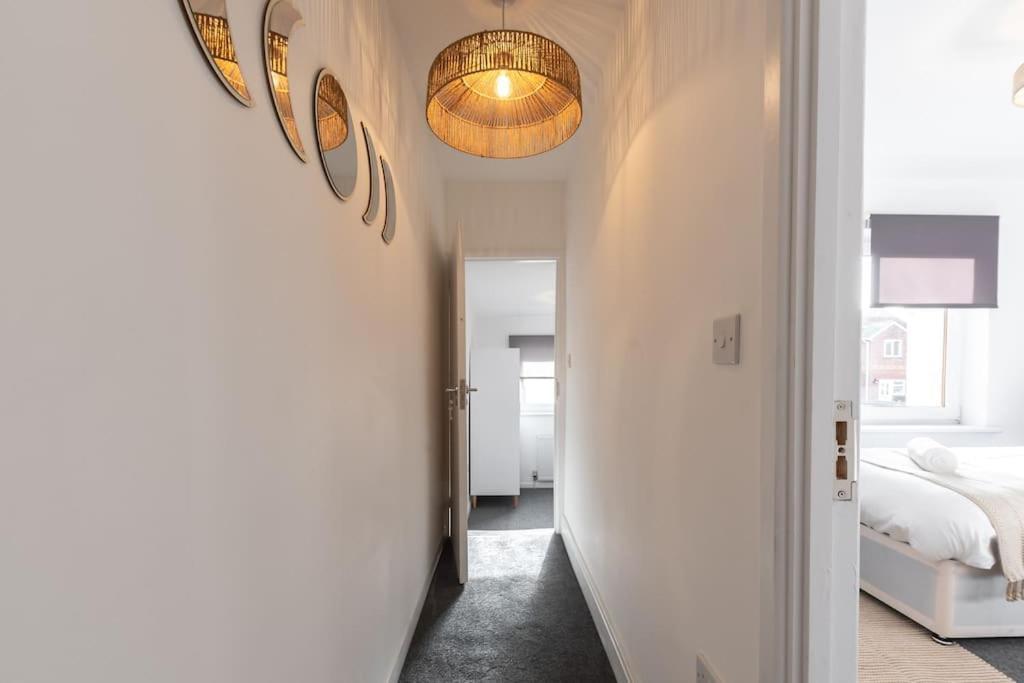 Beautiful 4 Bedroom House 독서 외부 사진